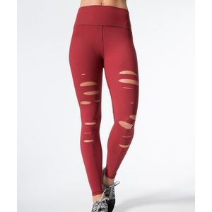 NWT! Alo Yoga High-Waist Ripped Warrior Leggings